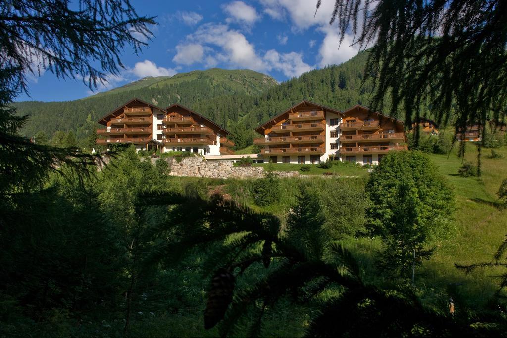 Apartments Castle Goms Dış mekan fotoğraf